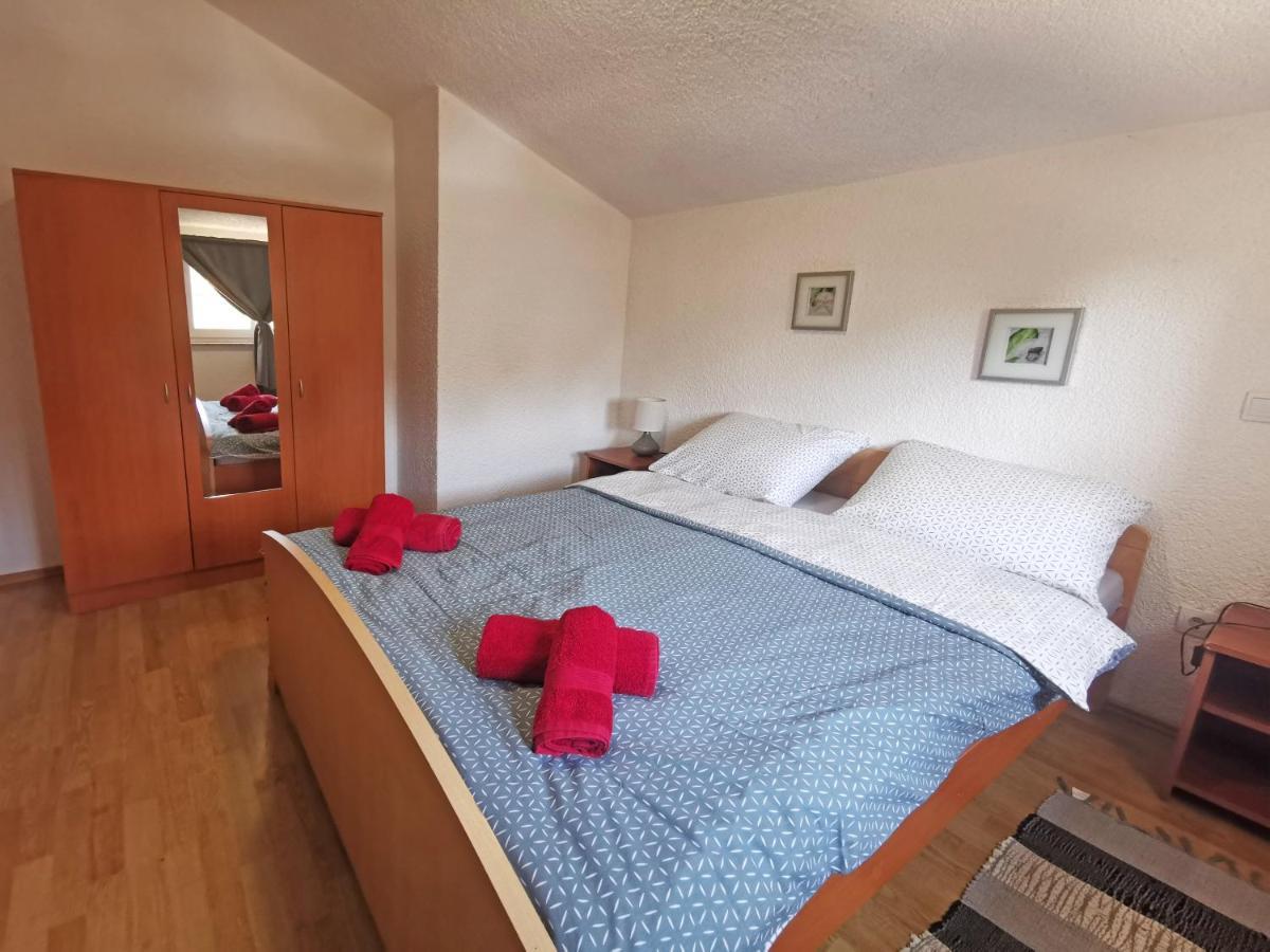 Apartman Luna Sveti Lovreč Pazenatički Buitenkant foto