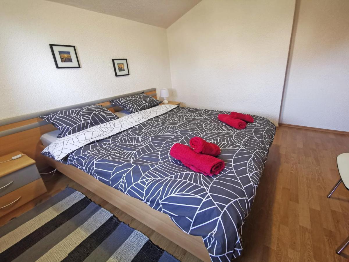 Apartman Luna Sveti Lovreč Pazenatički Buitenkant foto