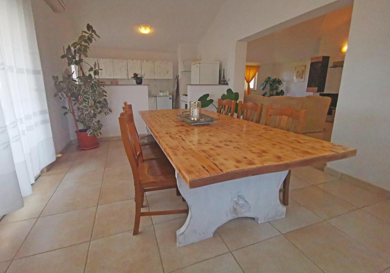 Apartman Luna Sveti Lovreč Pazenatički Buitenkant foto
